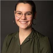 Professeur de Français en ligne, horaires flexible
Fluent in English